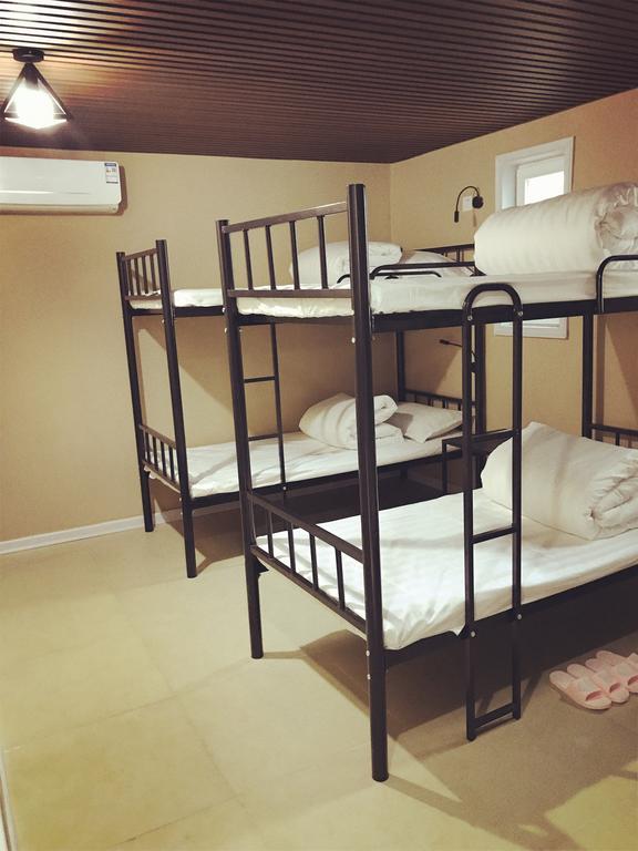 Lantian Garden Hostel Csingtao Kültér fotó